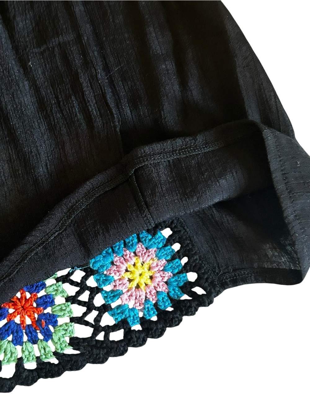 Elan Black Wide-Leg Pants with Vibrant Multicolor Crochet Panels NWT - Picture 5 of 11